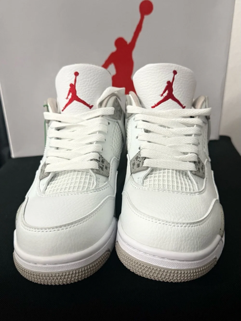 Jordan 4 Retro